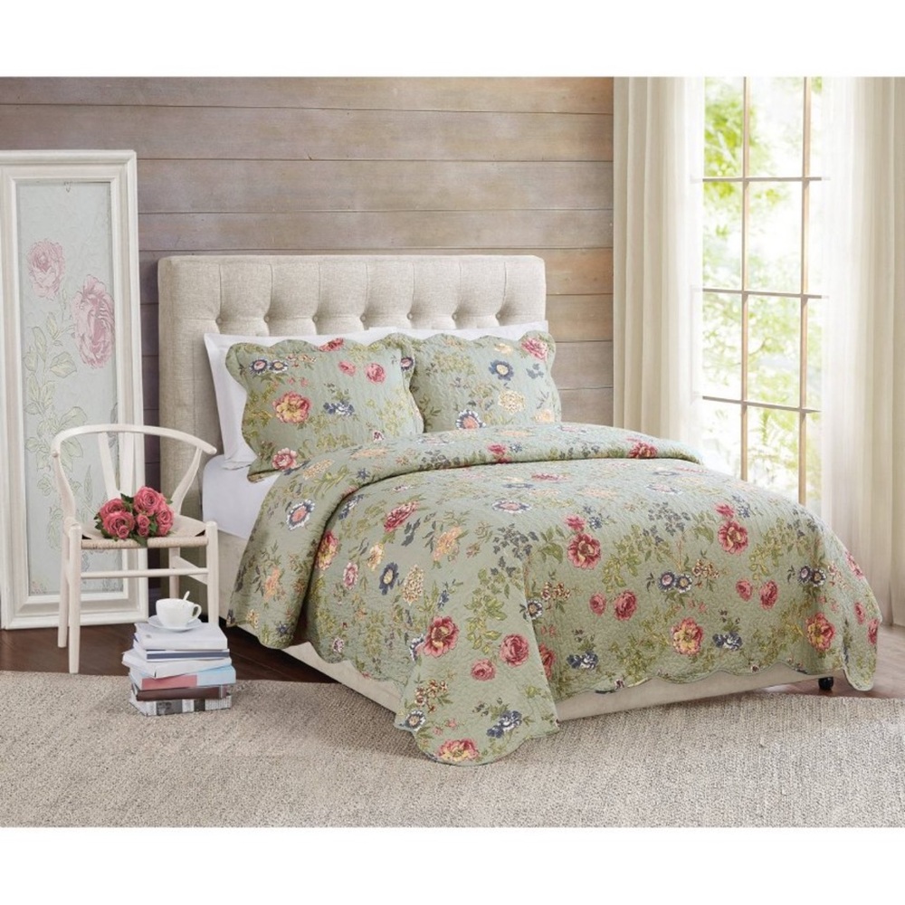 Green Floral Quilt Set - Classic Cottage Bedding